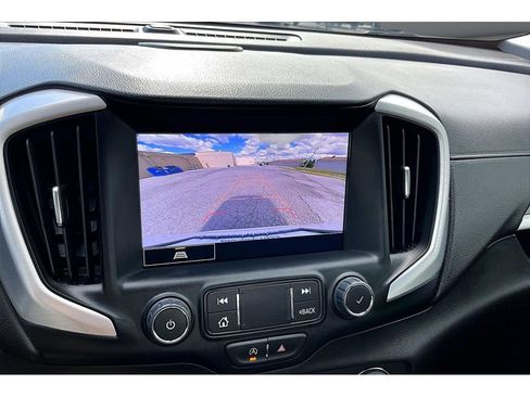 Used 2024 GMC Terrain SLT w/ Infotainment Package II AWD/4WD image 28