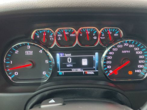 Used 2019 Chevrolet Tahoe LT image 17