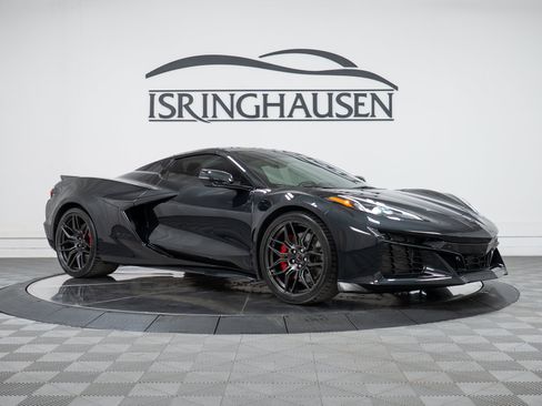 Used 2024 Chevrolet Corvette Z06 w/ Battery Protection Package RWD image 31