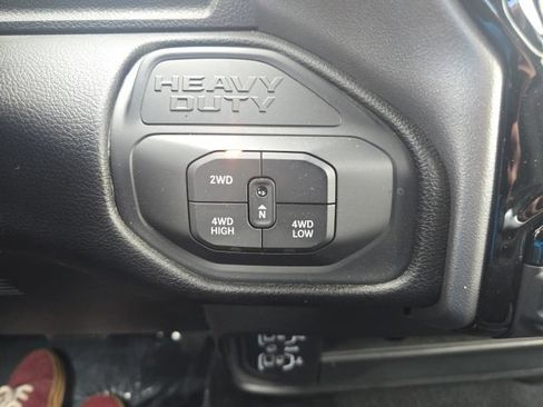 Certified 2025 RAM 2500 Big Horn AWD/4WD image 19