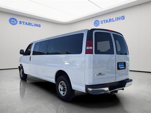 Used 2019 Chevrolet Express 3500 LT w/ LT Preferred Equipment Group image 5