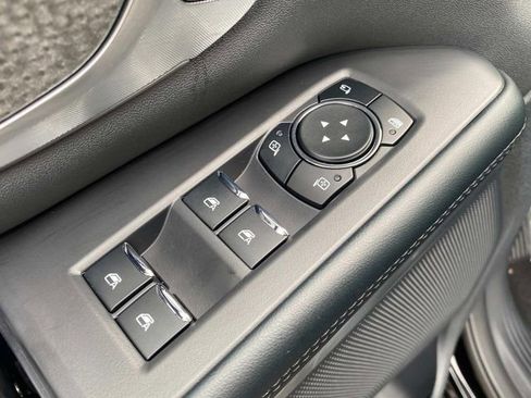 New 2025 Ford Expedition Tremor image 12