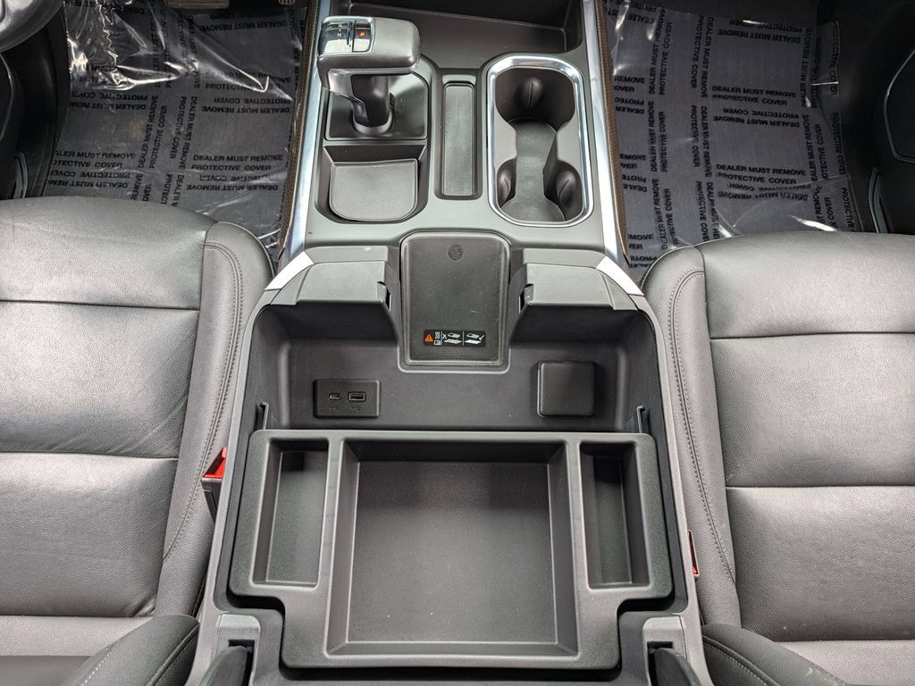 Used 2022 Chevrolet Silverado 1500 LT Trail Boss w/ LT Trail Boss Premium Package AWD/4WD image 35