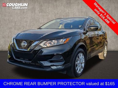 Used 2021 Nissan Rogue Sport SV image 3