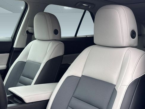 Used 2024 Honda Prologue Touring image 29