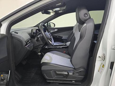 Used 2023 Volkswagen ID.4 Pro RWD image 22