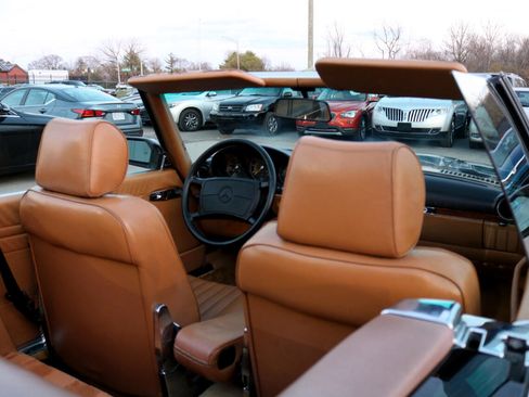 Used 1986 Mercedes-Benz 560 SL image 49