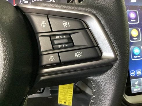 Used 2025 Subaru Outback Premium w/ Popular Package #1A AWD/4WD image 25
