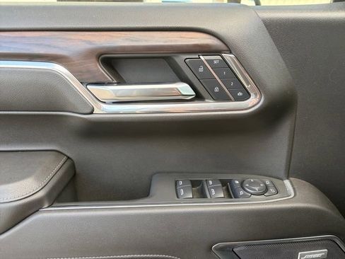 Used 2024 GMC Sierra 1500 SLT RWD image 4