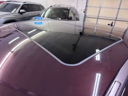 Used 2013 Mercedes-Benz E 350 4MATIC Sedan image 9