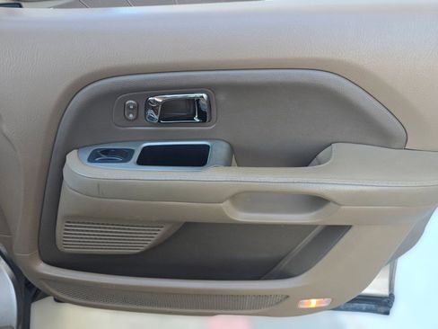 Used 2007 Honda Pilot EX-L image 29