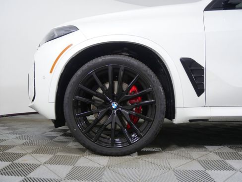 New 2026 BMW X5 xDrive40i w/ M Sport Package image 21