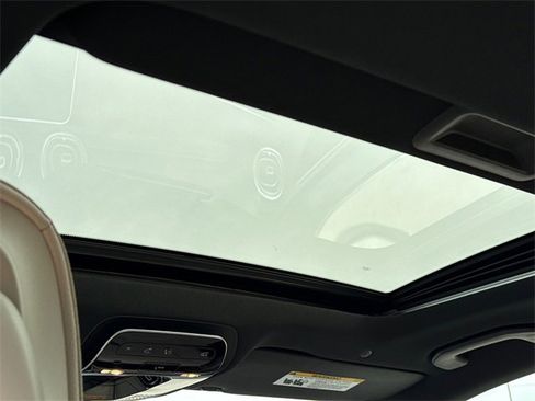 Used 2023 Mercedes-Benz C 300 4MATIC Sedan image 14