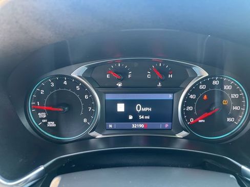 Used 2023 Chevrolet Equinox Premier AWD/4WD image 25