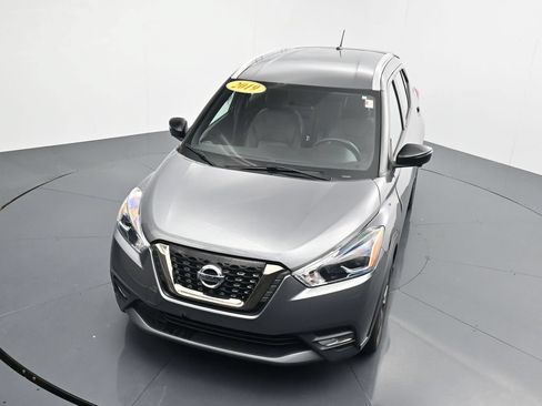 Used 2019 Nissan Kicks SR w/ SR Premium Package FWD image 25