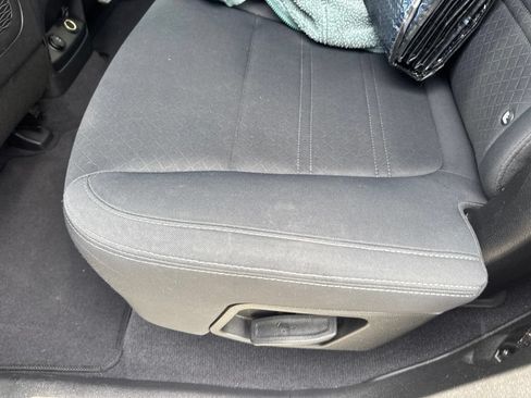 Used 2017 Kia Sorento AWD image 11
