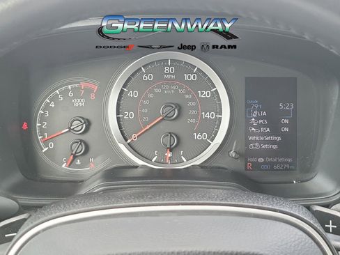 Used 2020 Toyota Corolla SE FWD image 24