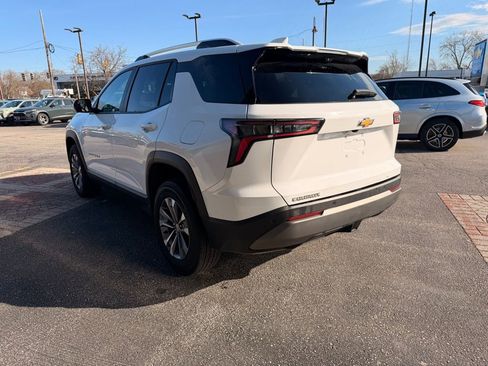 Used 2025 Chevrolet Equinox LT w/ Convenience Package II image 6