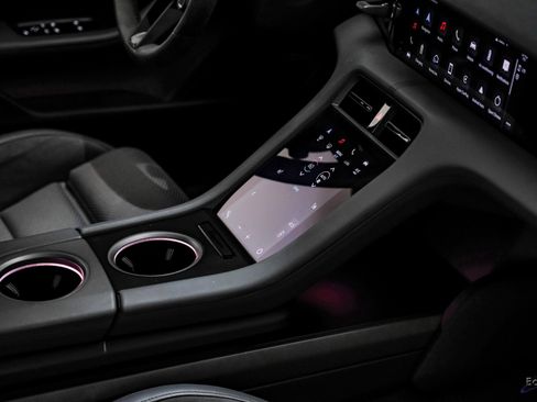 Used 2020 Porsche Taycan Turbo S image 52