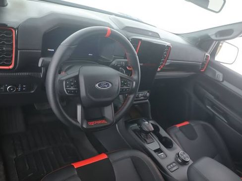 Used 2025 Ford Ranger Raptor AWD/4WD image 17