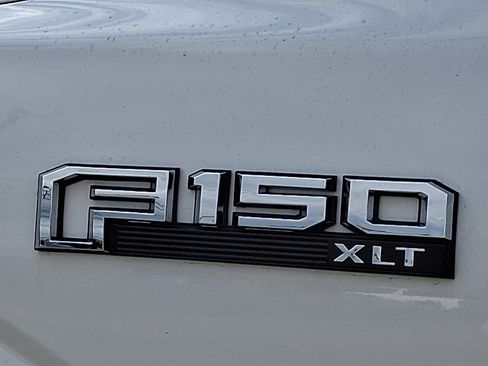 Certified 2019 Ford F150 XLT w/ Equipment Group 302A Luxury image 31