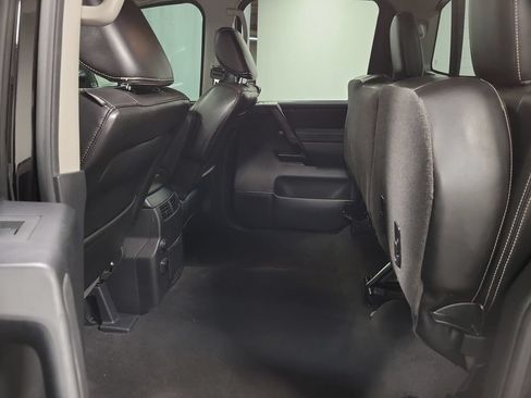 Used 2014 Nissan Titan PRO-4X w/ Pro-4x Luxury Package AWD/4WD image 22