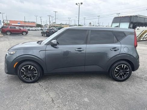 Used 2020 Kia Soul LX FWD image 9