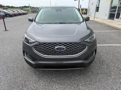 Certified 2023 Ford Edge SEL w/ Convenience Package AWD/4WD image 3