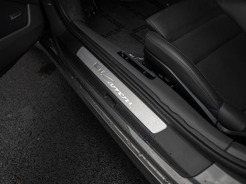 Certified 2022 Porsche 911 Carrera image 20