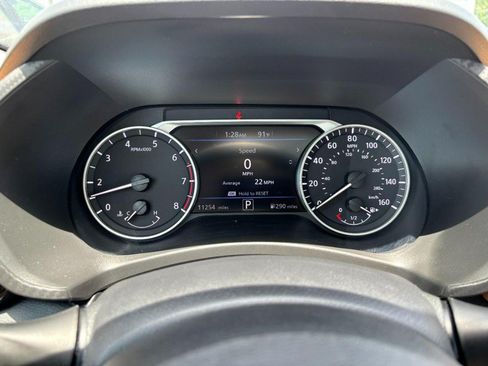 Used 2023 Nissan Sentra SV w/ SV Premium Package FWD image 18