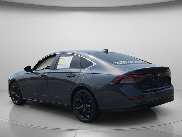 Used 2023 Honda Accord LX image 6