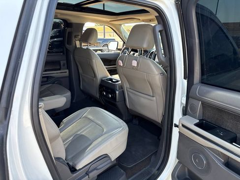Used 2021 Ford Expedition Max Limited AWD/4WD image 13