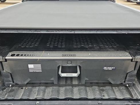 Certified 2024 Chevrolet Colorado LT w/ LT Convenience Package II image 23