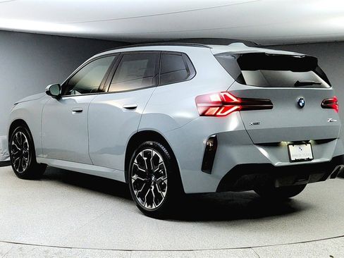 Used 2025 BMW X3 xDrive30i w/ Premium Package image 5