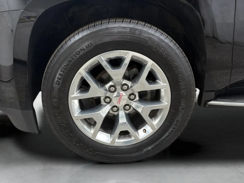 Used 2018 GMC Yukon SLT w/ Open Road Package AWD/4WD image 27