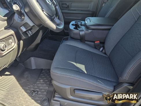 New 2025 RAM 2500 Tradesman AWD/4WD image 17