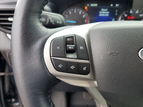 Certified 2023 Ford Explorer XLT w/ Class IV Trailer Tow Package image 20