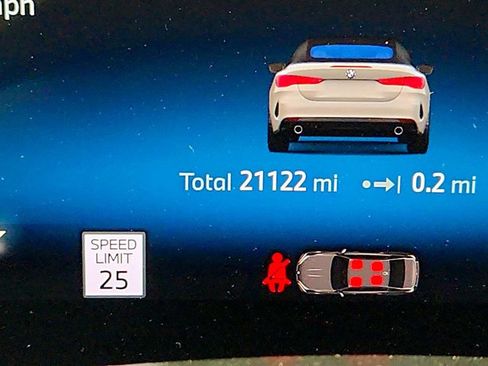 Used 2025 BMW 430i Convertible image 16