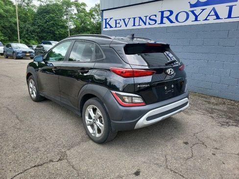 Used 2023 Hyundai Kona SEL AWD/4WD image 9