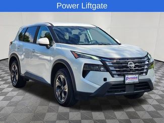 Used 2024 Nissan Rogue SV FWD video 3