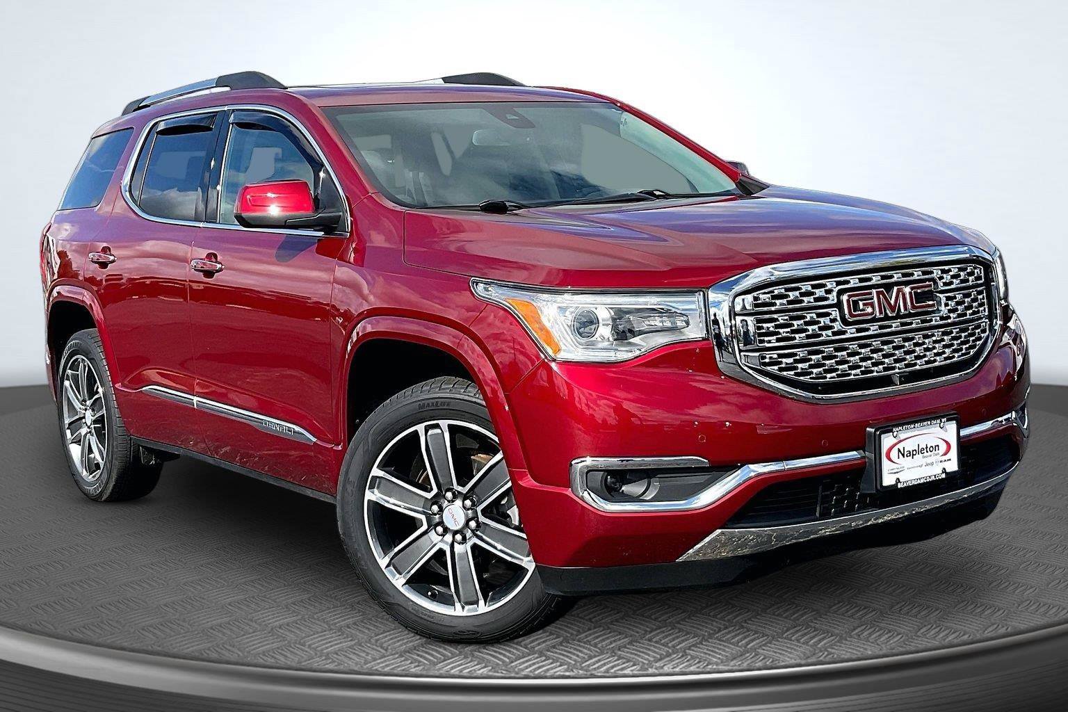 Used 2019 GMC Acadia Denali w/ Technology Package AWD/4WD image 13