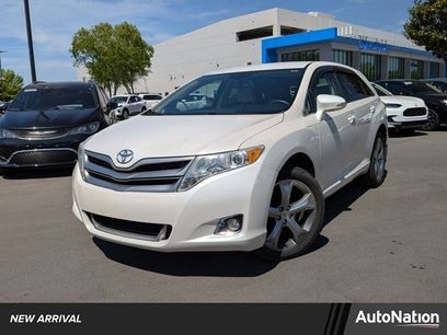Used 2014 Toyota Venza LE w/ LE Convenience Package
