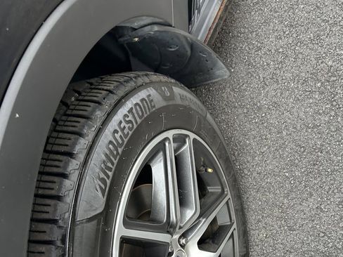 Used 2018 Ford Explorer Sport w/ Equipment Group 401A image 29