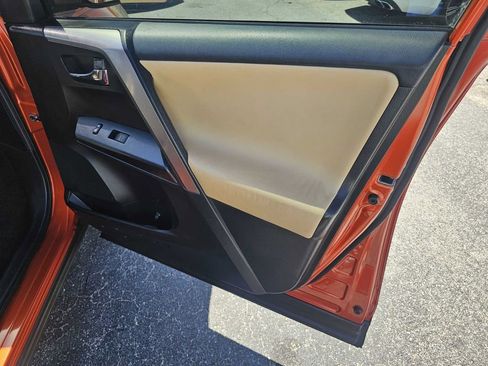 Used 2016 Toyota RAV4 XLE FWD image 21