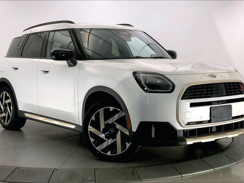 Certified 2025 MINI Cooper Countryman S w/ Comfort Package Max AWD/4WD image 32