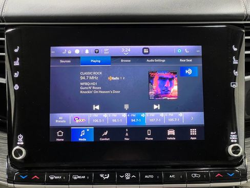 Used 2022 Jeep Wagoneer Series III w/ Premium Group I AWD/4WD image 26