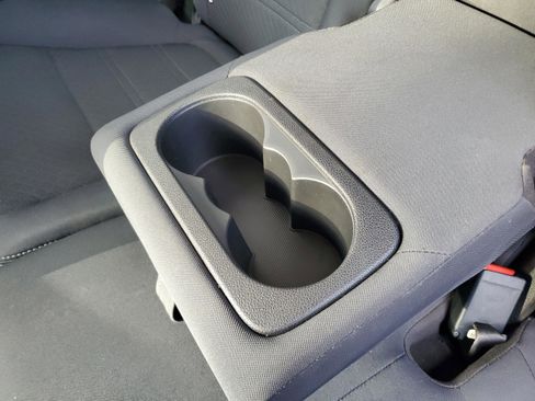 Certified 2017 Kia Sorento LX image 9