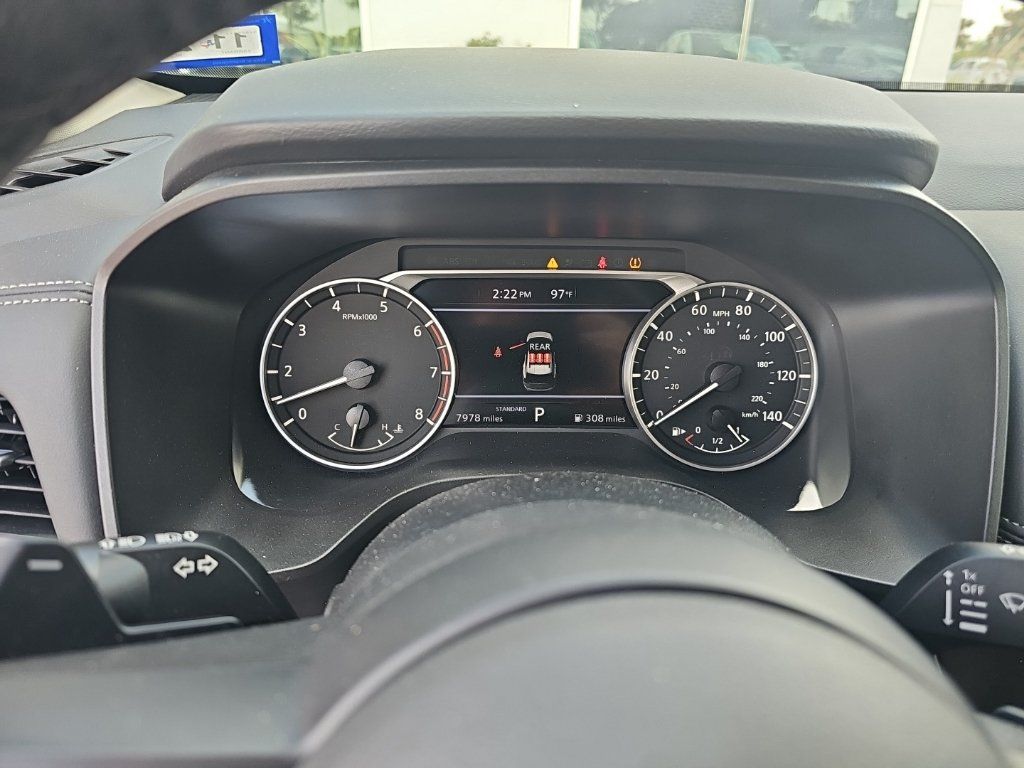 Certified 2024 Nissan Rogue SV w/ SV Premium Package FWD image 3