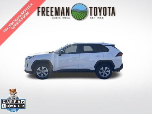 Used 2024 Toyota RAV4 LE AWD/4WD image 1