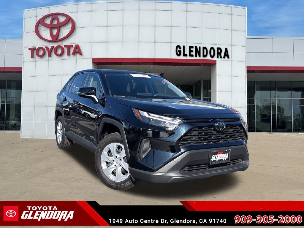 Certified 2025 Toyota RAV4 LE FWD image 2